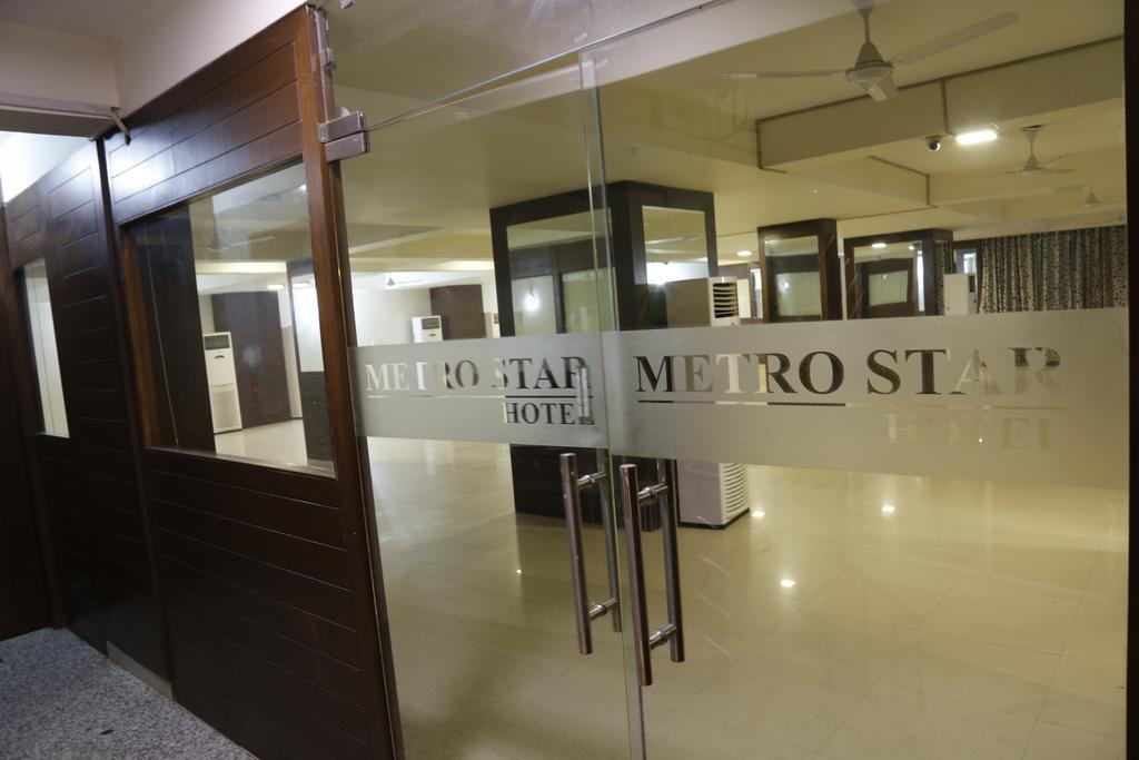 Flagship 9046 Hotel Metro Star New Delhi Exterior photo